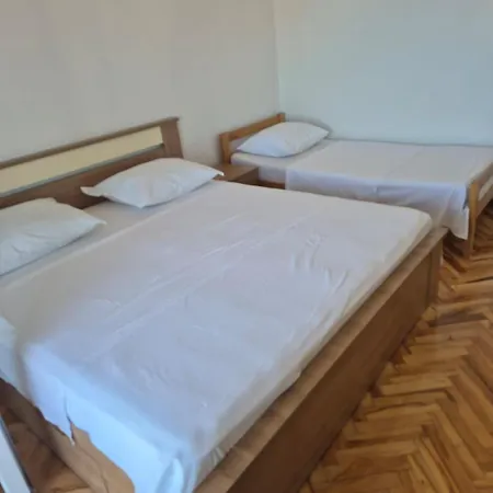 Apartament Bore *