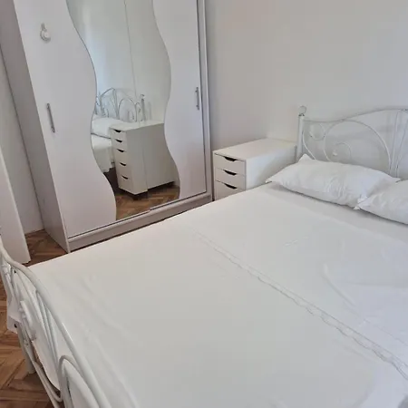 Bore Apartament *